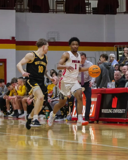 Sean Ealy signs first professional contract with Lippe Baskets